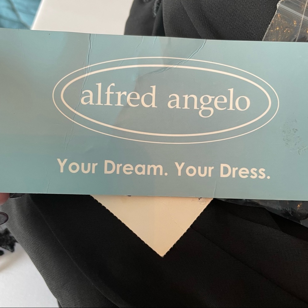 Alfred Angelo black formal dress.  Black size 6 NWT - Picture 10 of 10